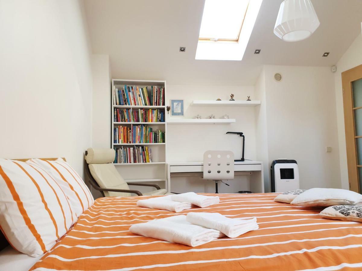 Exceptional Uzupis Bridge 3 Bedroom Apartment VNO Exteriör bild